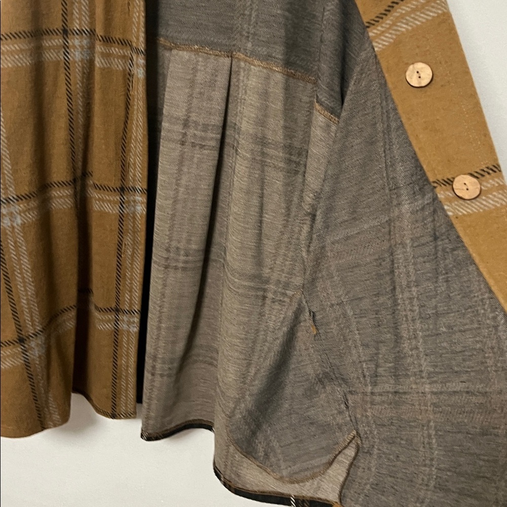 Brown Plaid Women's Shaket - Picture 5 of 8